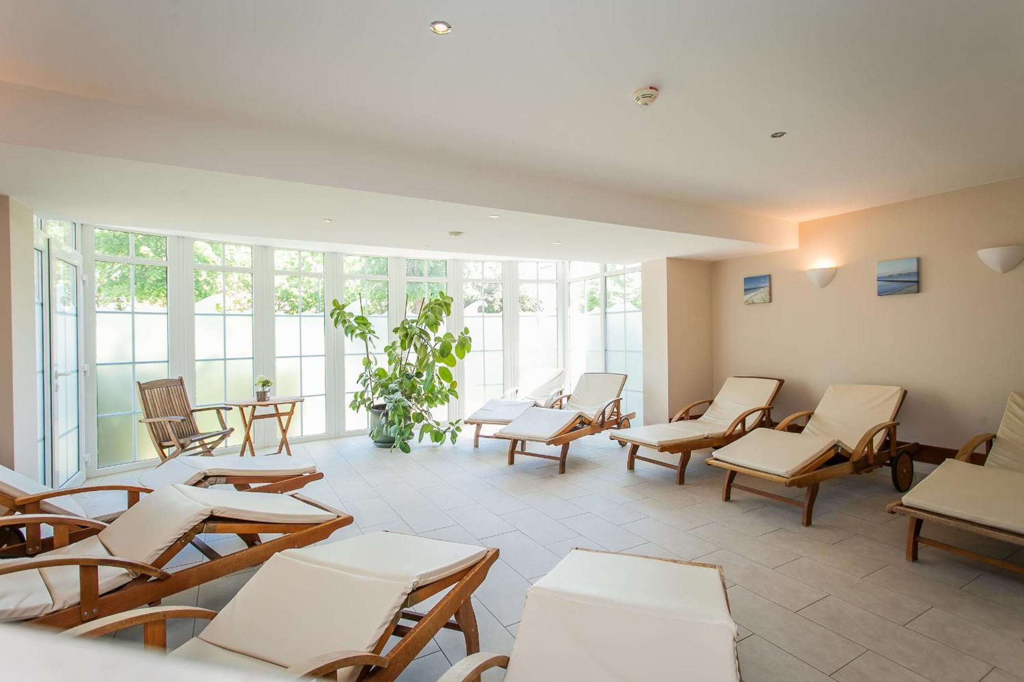 Апартаменты Wellnessresidenz Stoertebeker - Whg 1 Цингст Экстерьер фото